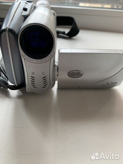 Видеокамера canon DC95