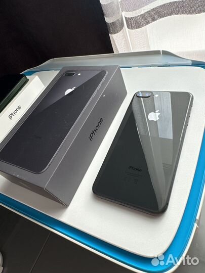 iPhone 8 Plus, 64 ГБ