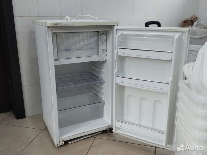 Холодильник Саратов 1225м