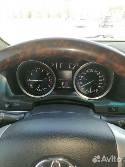 Toyota Land Cruiser 4.6 AT, 2015, 240 000 км