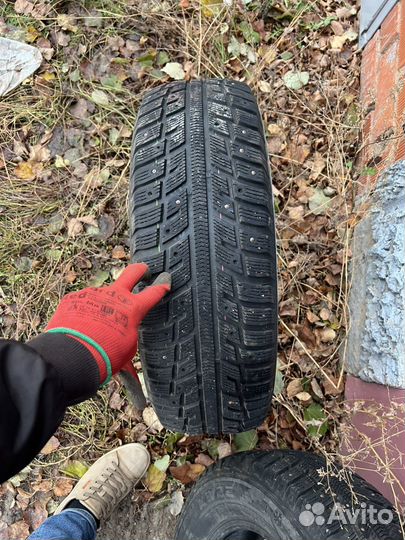 Kumho I'Zen KW22 215/65 R16