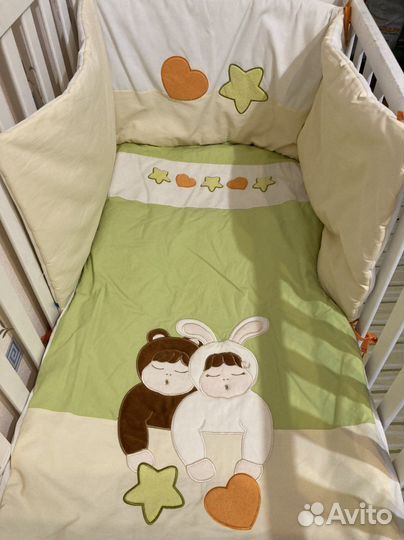 Одеяло покрывало и бортки в кроватку