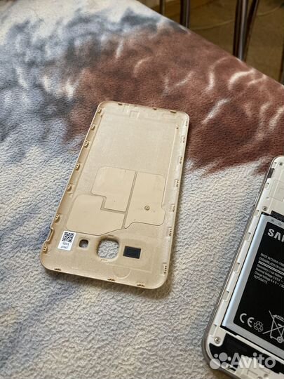 Телефоны на запчасти sumsung j7