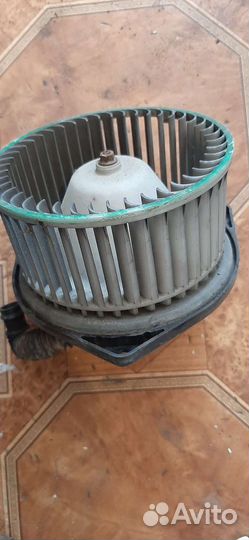 Мотор печки nissan avenir 2722081n00