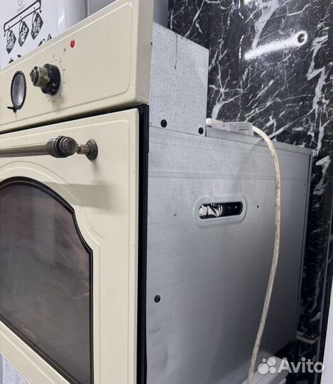 Духовой шкаф Дарина