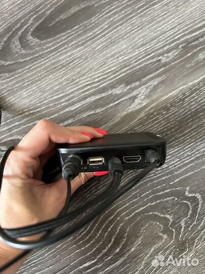 Приставка для цифрового тв iconBIT XDS100 T2