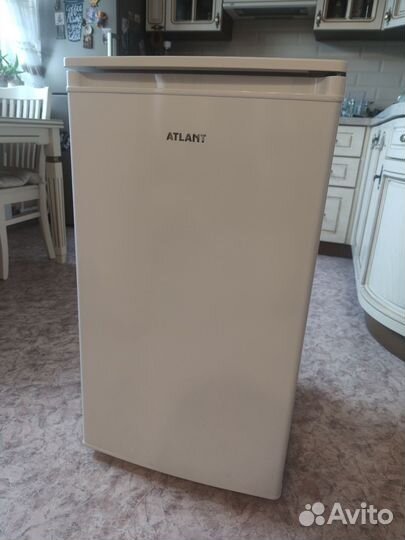 Морозильник Атлант М-7402-100