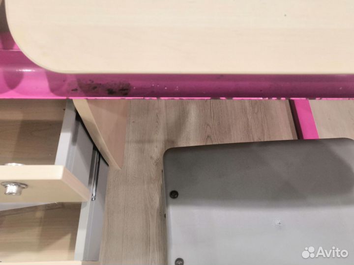 Растущая парта и стул бу