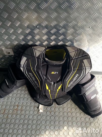 Вратарский нагрудник bauer S27