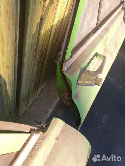 Двери и капот москвич 2140