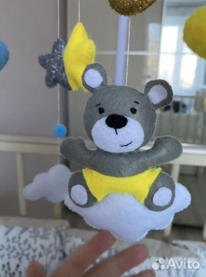 Мобиль с кронштейном и музыкальным блоком