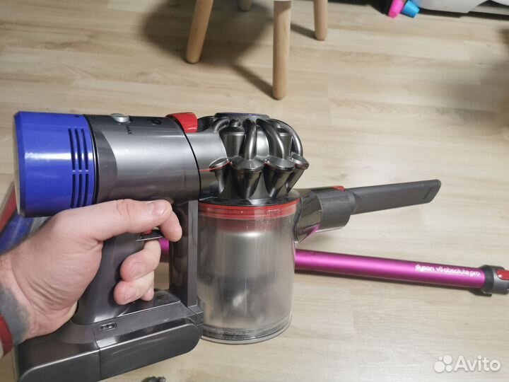 Пылесос Dyson v8 absolute pro