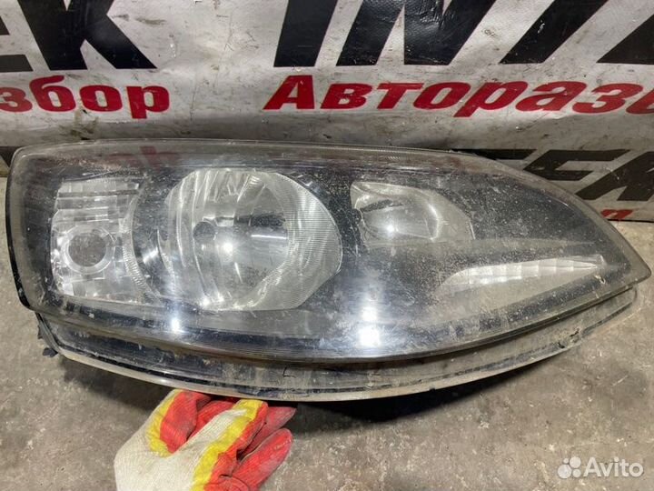 Фара передняя правая LADA Kalina 2