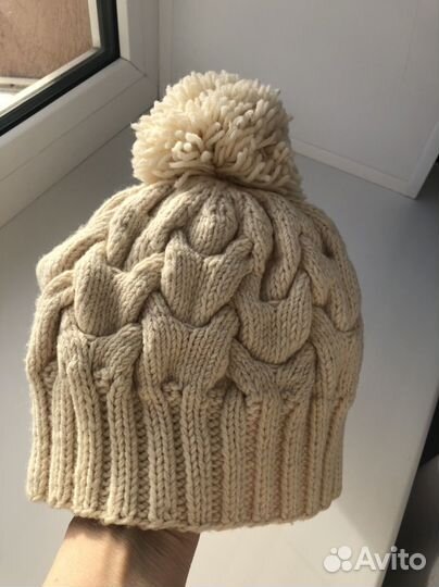 Шапка женская вязаная