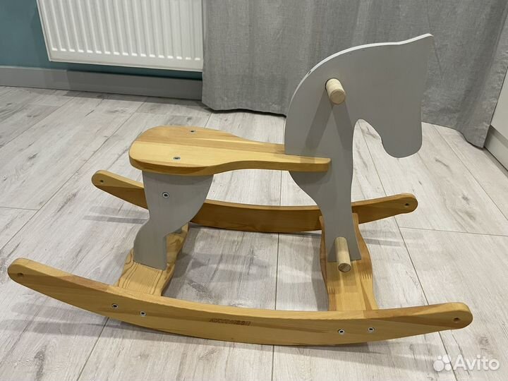 Детская качалка лошадь