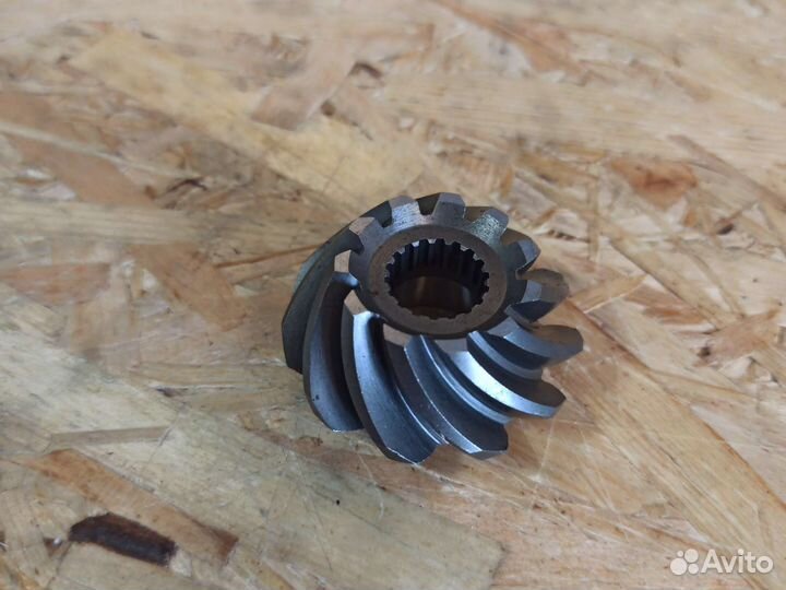 Пиньон suzuki DT35, DT40 57311-94300