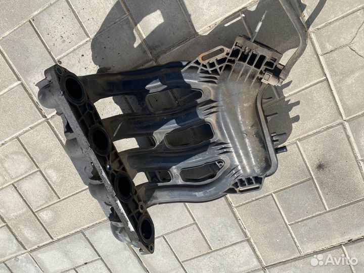 Коллектор впускной LADA 2171 универсал 1.6 2011