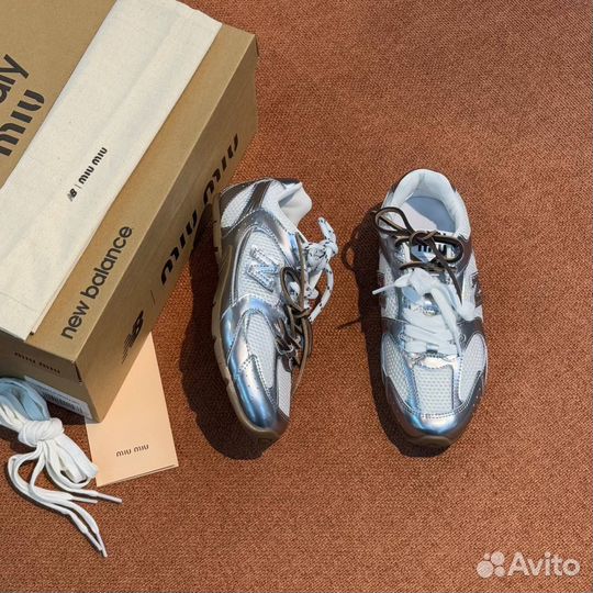 Кроссовки New balance miu miu