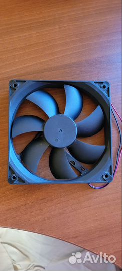 Вентилятор 120 мм 2 пин питание