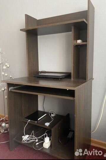 Стол письменный