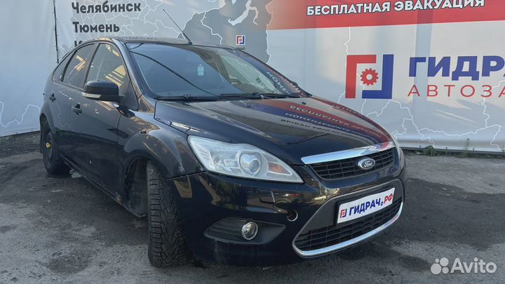 Крышка аккумулятора Ford Focus 2 4M5110757BB