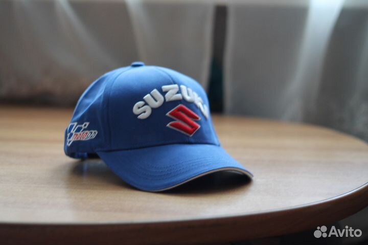 Новая бейсболка Suzuki (Сузуки) в ярко-синем цвете