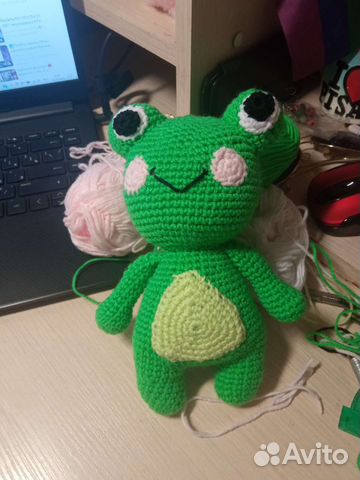 Вязаная жаба