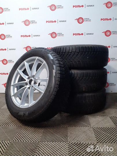 R17 Pirelli ICE zero FR 225/55 PCD 5x112 DIA 66.6