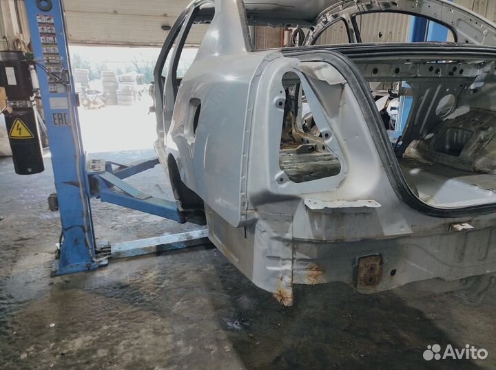 Крыло заднее левое Vortex Estina