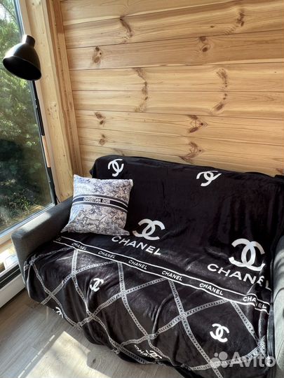 Брендовые пледы 150 на 200см. 5 видов. + коробка