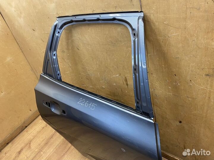 Дверь задняя правая Volvo XC60 2017+