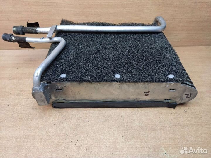 Радиатор кондиционера, Volvo 960