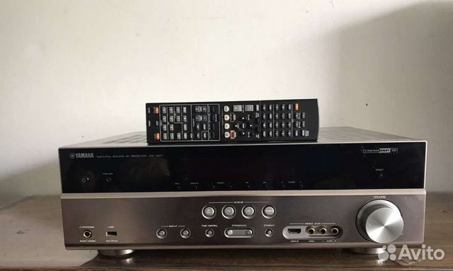 Av ресивер Yamaha RX-V571