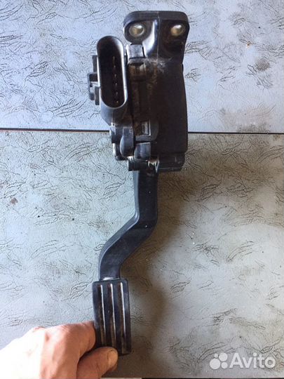 Педаль газа Ford Fiesta (2001-2008)