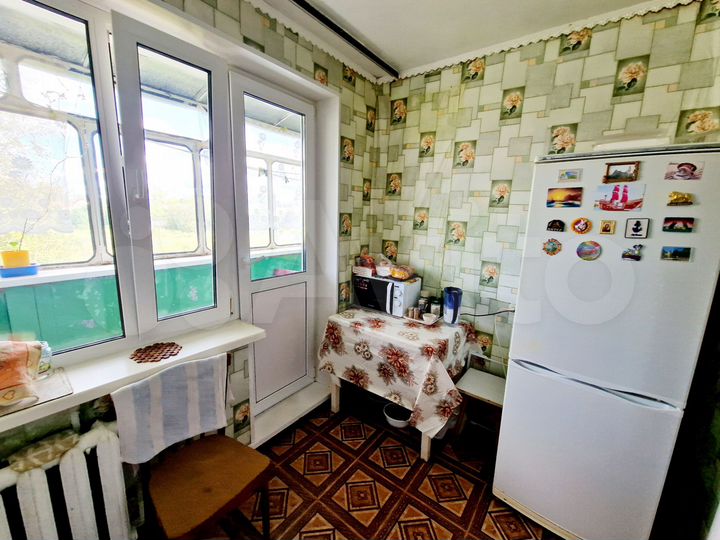 2-к. квартира, 48 м², 2/4 эт.