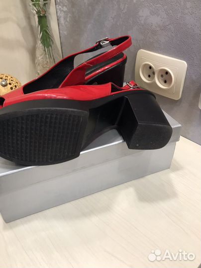 Босоножки 39 размер