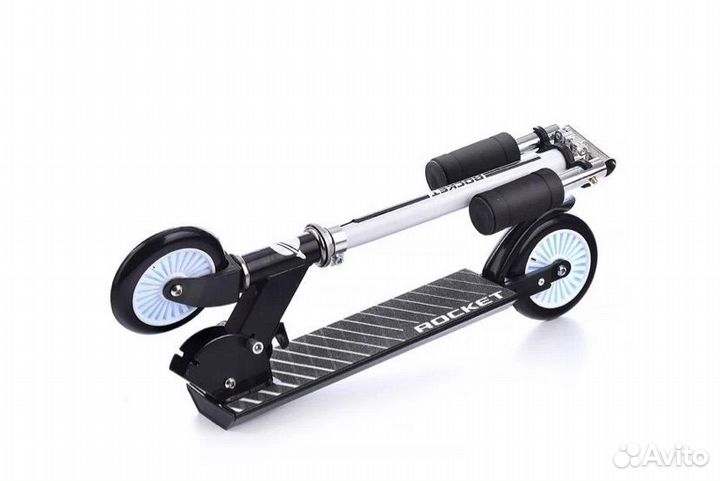 Самокат детский двухколесный складной новый