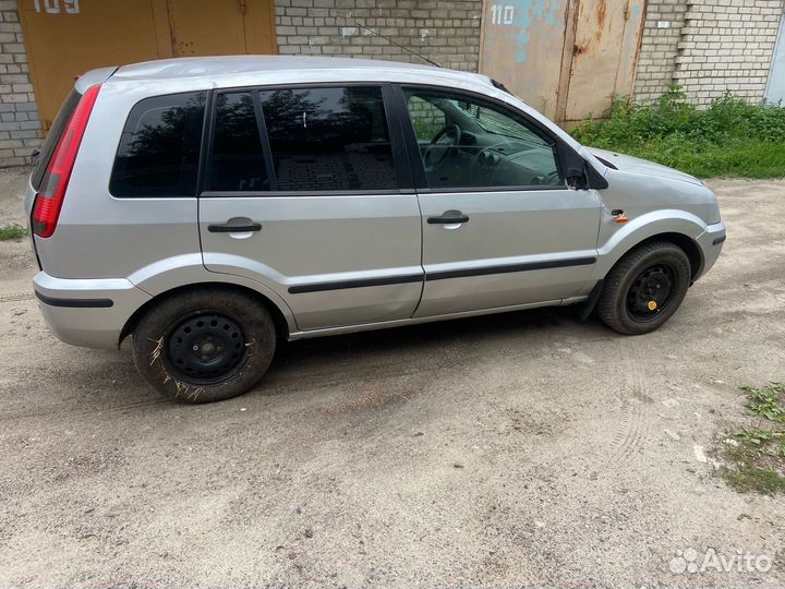 Pазбор на запчасти ford fusion