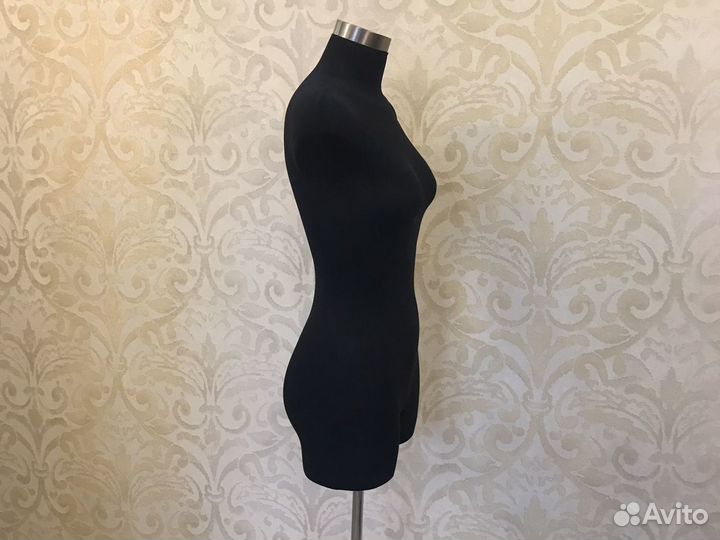 Манекен женский в аренду