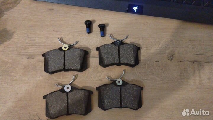 Тормозные колодки задние Peugeot 306 405