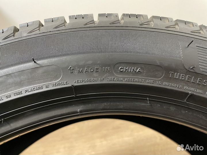 Michelin X-Ice 3 245/45 R18 100H