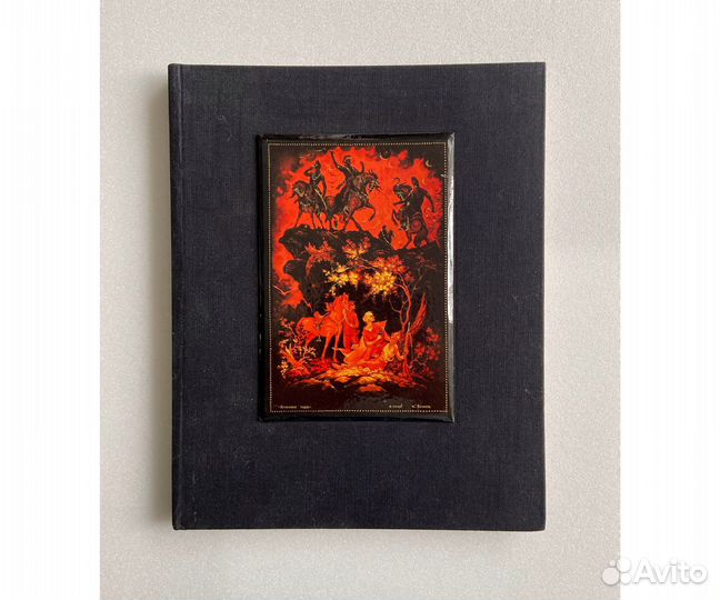 Искусство холуйской миниатюрной живописи