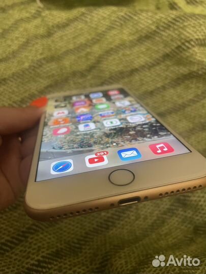 Телефон iPhone 8 plus