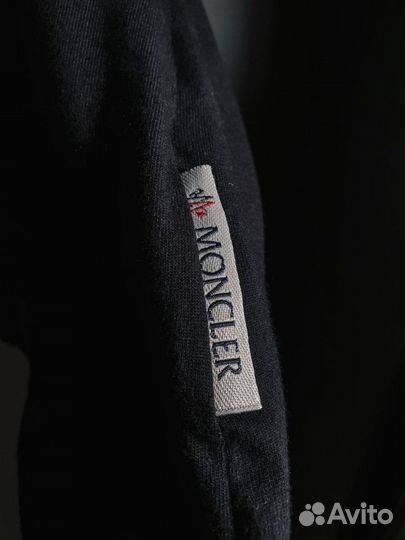 Футболка Moncler