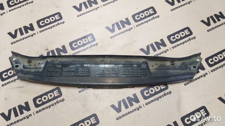 Панель передняя радиатора Renault Scenic