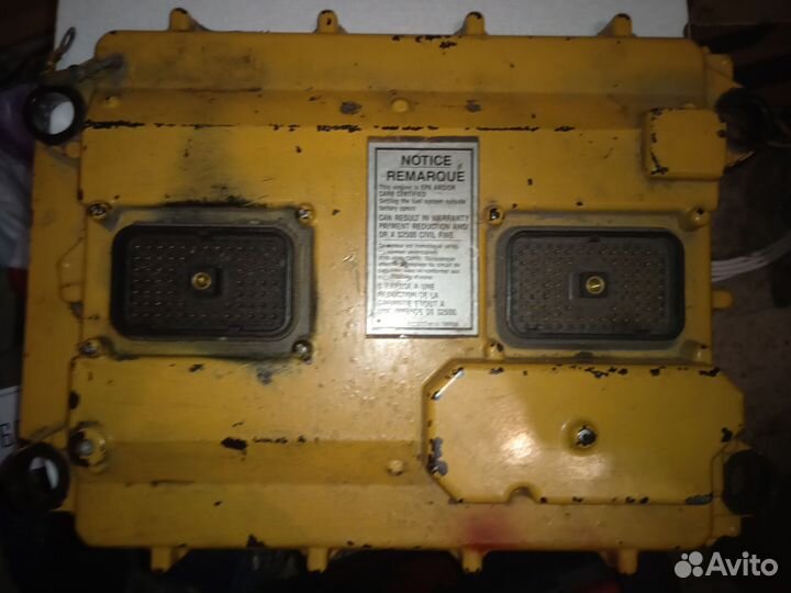 Блок управления двигателем caterpillar
