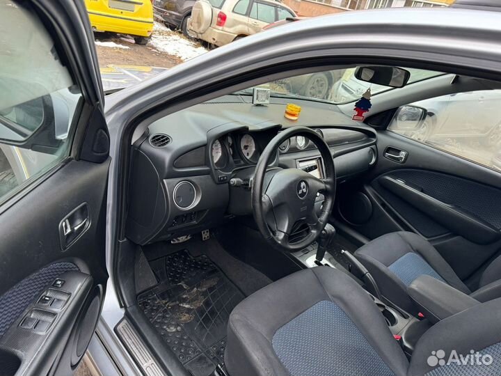 Mitsubishi Outlander 2.4 AT, 2006, 218 000 км