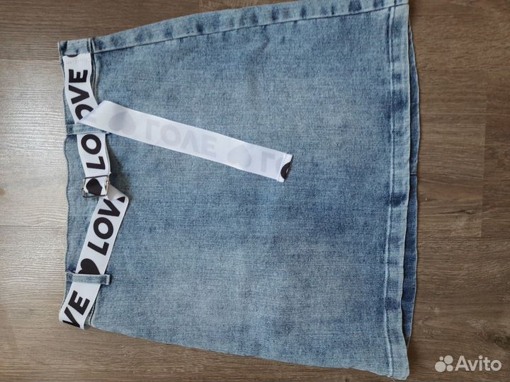 Джинсовый комбинезон для девочки