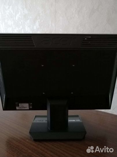 Продам монитор