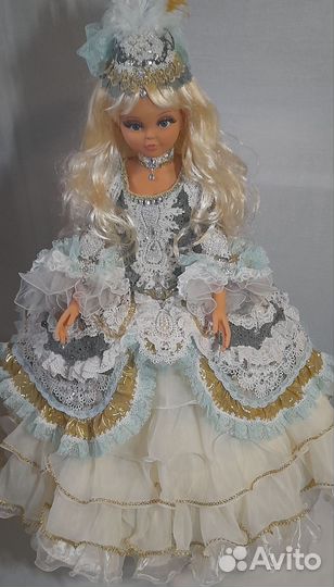 Эксклюзивная красивая кукла Маркиза